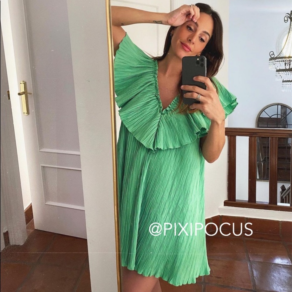 ❌ - Picture 3 of 13